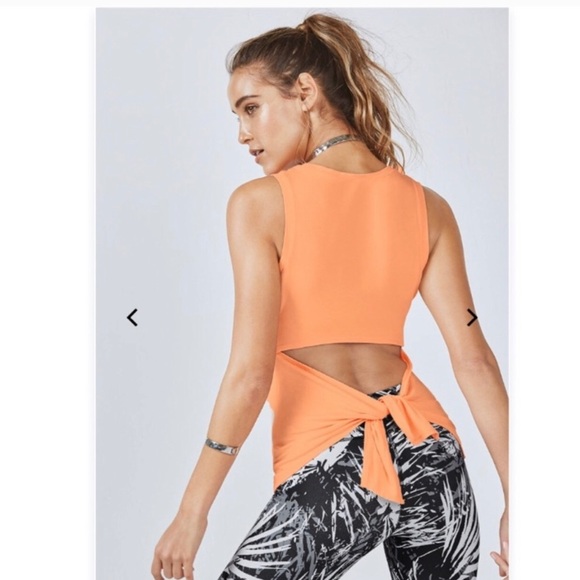 Fabletics workout top - Picture 2 of 3